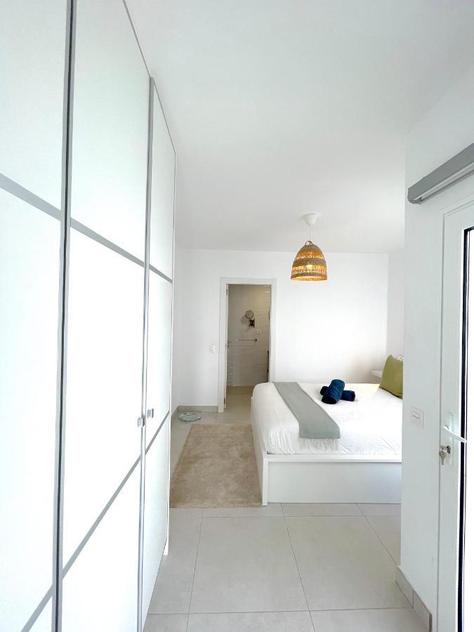 Marco'S Senator Suite Costa Teguise Eksteriør bilde